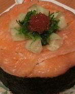 Праздничный суши-торт с креветками