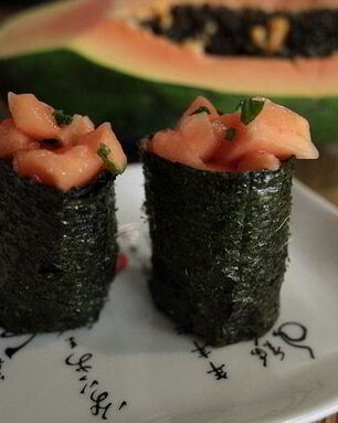 Суши с папайей и медом