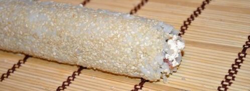 урамаки суши филадельфия. Шаг 12