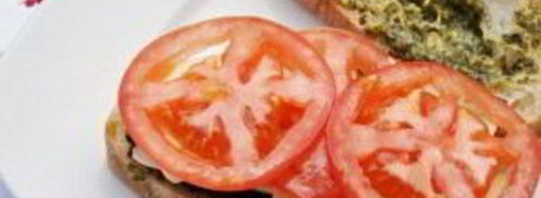 сэндвичи с помидорами, соусом и сыром. Шаг 5