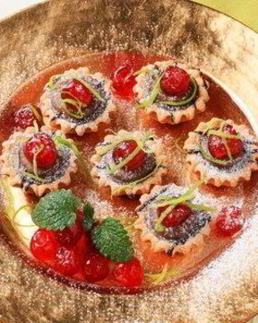 Сырные тарталетки с орехами пекан