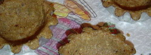 тарталетки из ржаного хлеба с кремом из авокадо с сельдью. Шаг 7