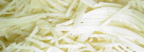 тарталетки картофельные с селедкой и икрой. Шаг 9