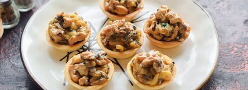 тарталетки с грибами, курицей и сливками. Шаг 8