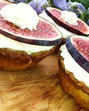 Тарталетки с инжиром и кремом рикотта