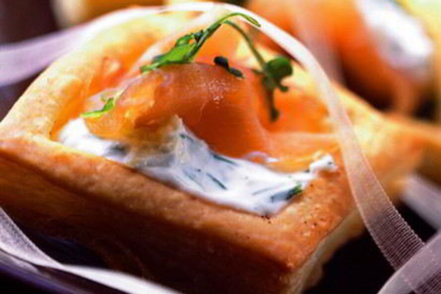 Рецепт тарталеток с копченым лососем