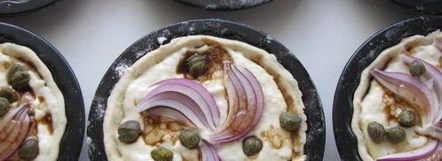 тарталетки с красным луком и сырным соусом. Шаг 11