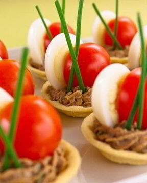 Тарталетки с печеночным паштетом