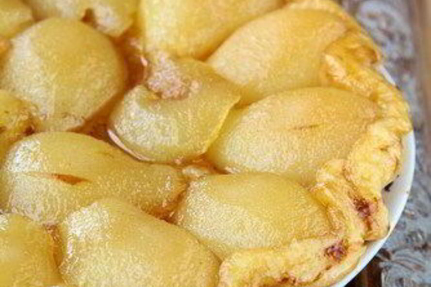 Рецепт грушевого тарта татен со слоеным тестом