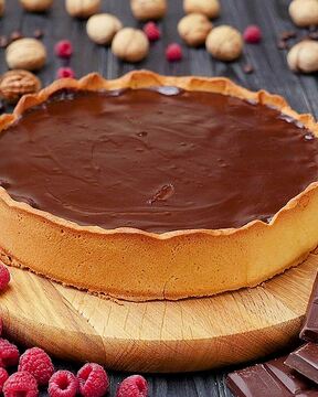 Шоколадно-малиновый тарт