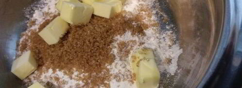 сливовый тарт с фисташковым штрейзелем. Шаг 7