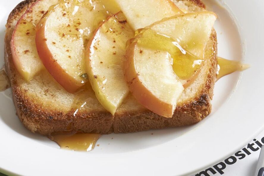 Рецепт хлебных тостов с яблоками