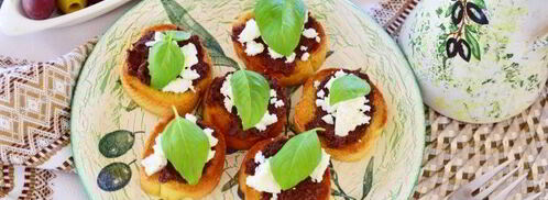 тосты с оливковой пастой и сыром фета. Шаг 11