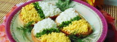 тосты с яйцом к празднику. Шаг 11