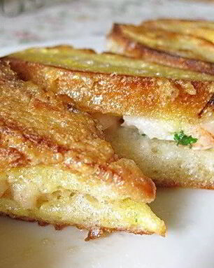 Тосты, жаренные с креветками