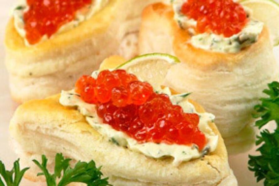 Рецепт волованов с красной икрой