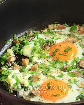 Яичница с грибами