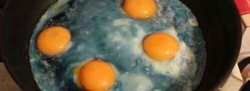 яичница с приправами. Шаг 22