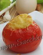 Яичница в помидоре