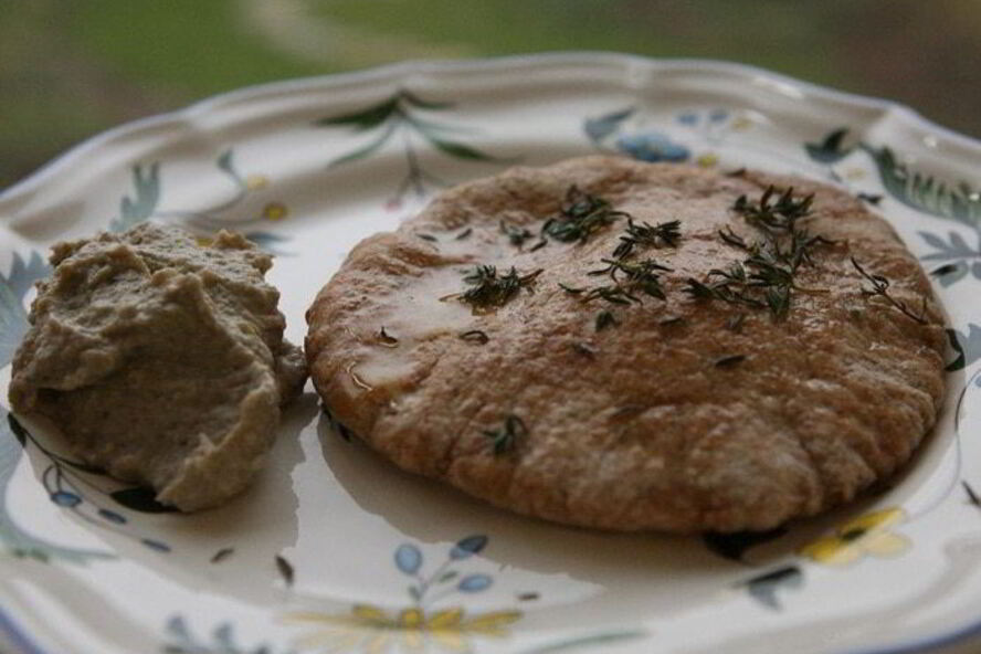 Рецепт закуски из запеченных баклажанов с тимьяном и мятой