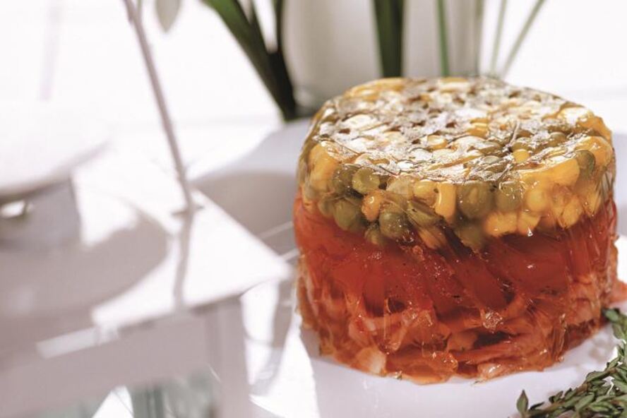 Рецепт заливного с горошком и кукурузой