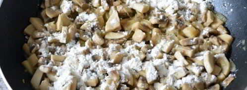 жульен с курицей и шампиньонами в духовке. Шаг 11