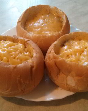 Жульен с курицей в булочках