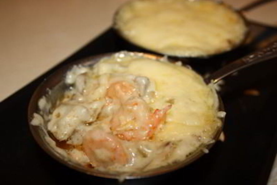 Рецепт жюльена с мидиями и креветками